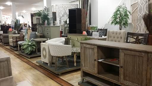 Department Store «HomeGoods», reviews and photos, 205 E Rte 59, Nanuet, NY 10954, USA