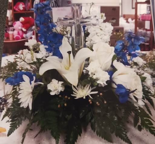 Florist «Treasures To Adore», reviews and photos, 1313 Carolyn Ct, Humble, TX 77338, USA