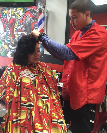 Barber Shop «Corona Barbershop Plus», reviews and photos, 94-17 37th Ave, Jackson Heights, NY 11372, USA