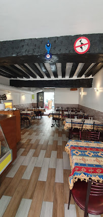 Atmosphère du Restaurant grec Mas 77 à Meaux - n°1