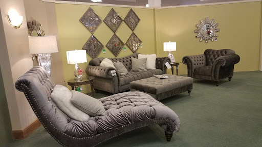 Furniture Store «Raymour & Flanigan Furniture and Mattress Store», reviews and photos, 538 Boston Post Rd, Orange, CT 06477, USA