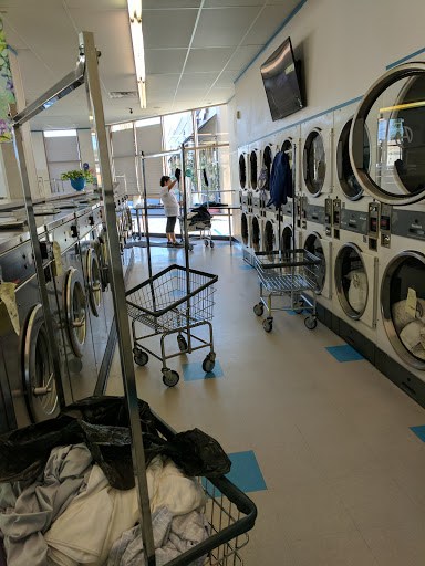 Laundromat «Sudz Laundry Center», reviews and photos, 2400 Newport Blvd, Costa Mesa, CA 92627, USA