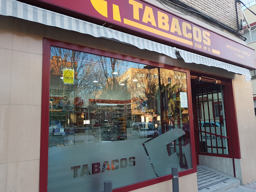 Estanco Pinto 3 en Pinto