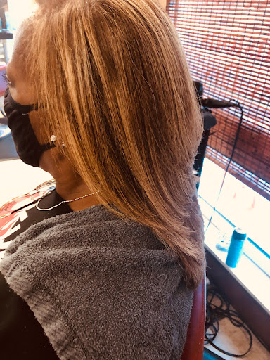 Beauty Salon «Apol Beauty Salon & Dominican Hair», reviews and photos, 602 SW Bayshore Blvd, Port St Lucie, FL 34983, USA