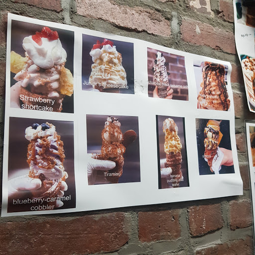 Dessert Shop «Dessert Club, ChikaLicious», reviews and photos, 204 E 10th St, New York, NY 10003, USA