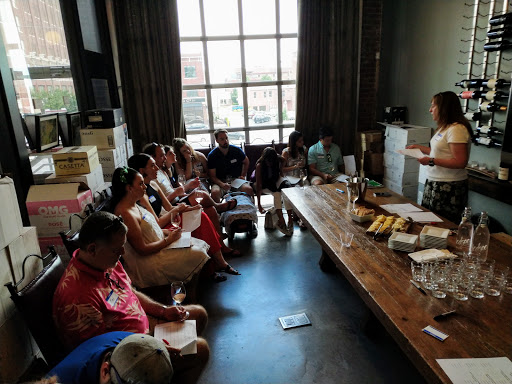 Wine Store «Cellar Rat Wine Merchants», reviews and photos, 1701 W Baltimore Ave, Kansas City, MO 64108, USA