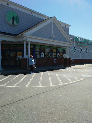 Dollar Store «Dollar Tree», reviews and photos, 1310 Main St, Willimantic, CT 06226, USA