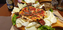 Pizza du Restaurant italien L'Ulivàia Antipasteria - Pizzeria - Lozanne - n°17