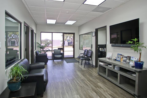 Used Car Dealer «Lone Star Car & Truck», reviews and photos, 1912 Old Denton Rd, Carrollton, TX 75006, USA