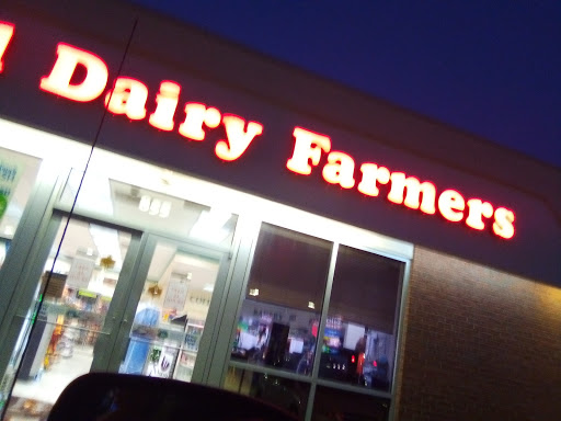 Gas Station «United Dairy Farmers», reviews and photos, 855 W Eads Pkwy, Lawrenceburg, IN 47025, USA