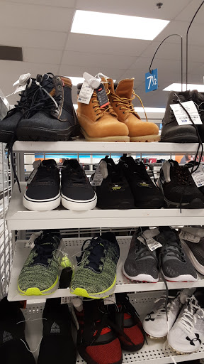 Clothing Store «Ross Dress for Less», reviews and photos, 620 Triangle Shopping Center, Longview, WA 98632, USA