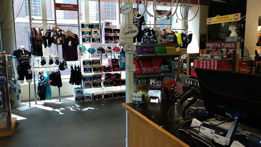 Bicycle Store «Bicycle Garage Indy», reviews and photos, 242 E Market St #101, Indianapolis, IN 46204, USA