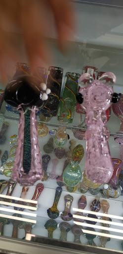 Tobacco Shop «Smoken Smoke House», reviews and photos, 13260 Woodruff Ave, Downey, CA 90242, USA