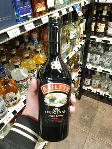 Wine Store «Luekens Liquors», reviews and photos, 4643 W Kennedy Blvd, Tampa, FL 33609, USA