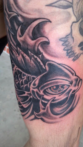 Explore blue crab tattoo ideas, creative tattoo ideas in Lagrangeville, available at Black Cherry Tattoo Studio NY