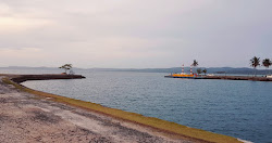 Φωτογραφία του T-Dock Beach και η εγκατάσταση