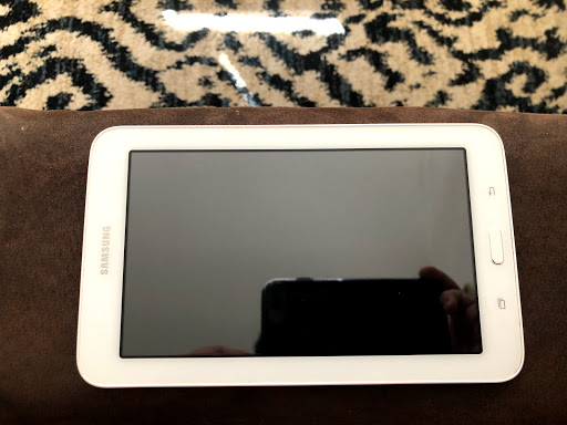 Screen Repair Service «Mr Fix», reviews and photos, 9200 Stony Point Pkwy #160, Richmond, VA 23235, USA