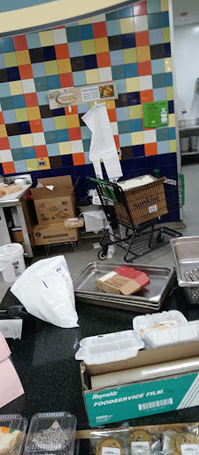 Supermarket «The Fresh Grocer of Grays Ferry», reviews and photos, 3021 Grays Ferry Ave, Philadelphia, PA 19146, USA