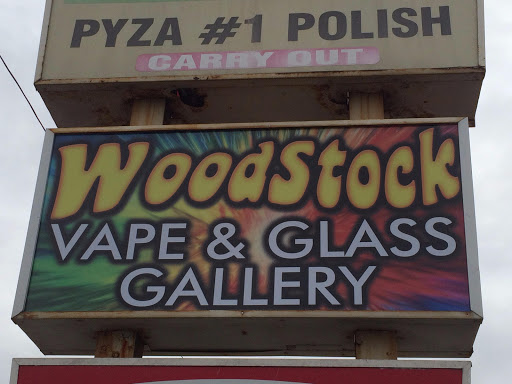 Vaporizer Store «Woodstock Vape & Glass Gallery», reviews and photos, 46699 Van Dyke, Shelby Charter Township, MI 48317, USA