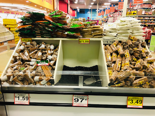 Grocery Store «El Super», reviews and photos, 4421 University Ave, San Diego, CA 92105, USA