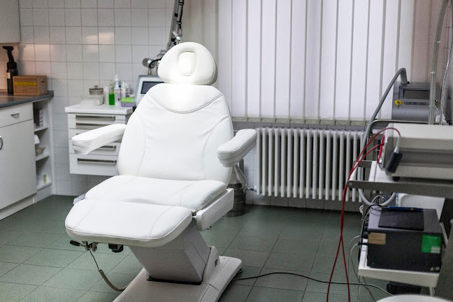Értékelések erről a helyről: Dr. Dobozy Enikő Bőrgyógyászati Rendelője, Budapest - Bőrgyógyász