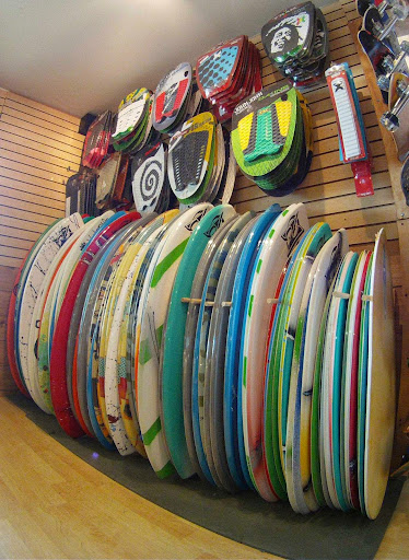 Canoe & Kayak Store «East of Maui», reviews and photos, 104 St Louis St, Dewey Beach, DE 19971, USA