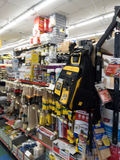 Hardware Store «Jamaica Hardware & Paints, inc.», reviews and photos, 13101 Jamaica Ave, Richmond Hill, NY 11418, USA