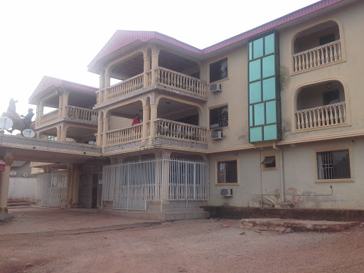 Gee Intercontinental Hotel, Newton St, Warri, Nigeria, Bar, state Edo