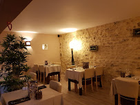 Atmosphère du Restaurant français La Table Verte à Genainville - n°7