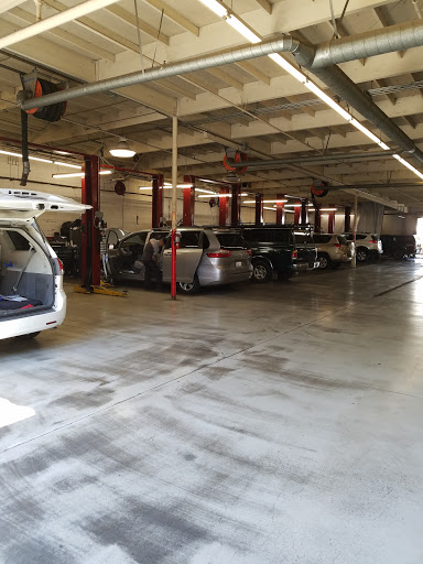 Car Dealer «Capitol Toyota», reviews and photos, 765 Capitol Expressway Auto Mall, San Jose, CA 95136, USA