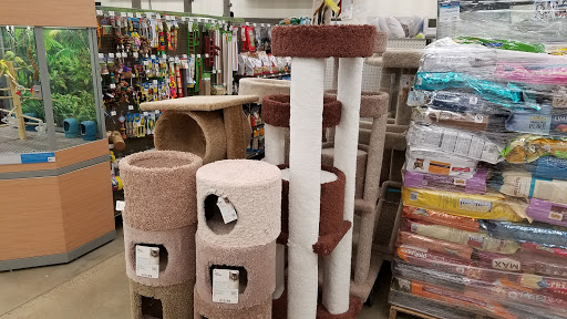 Pet Supply Store «Petco Animal Supplies», reviews and photos, 1011 University Blvd #100, Suffolk, VA 23435, USA