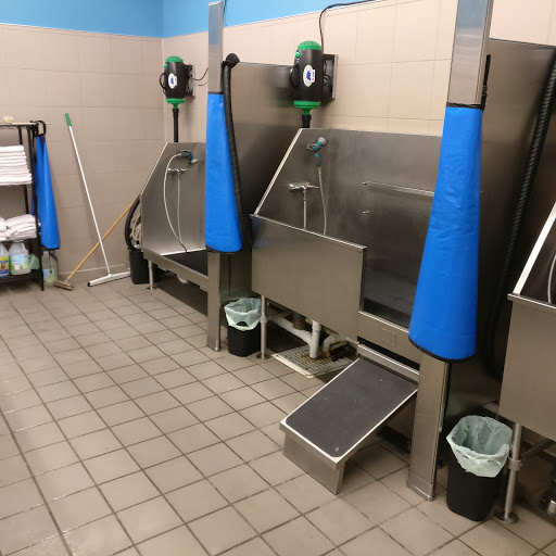 Pet Supply Store «Pet Supplies Plus», reviews and photos, 803 Hillcrest Rd, Mobile, AL 36695, USA