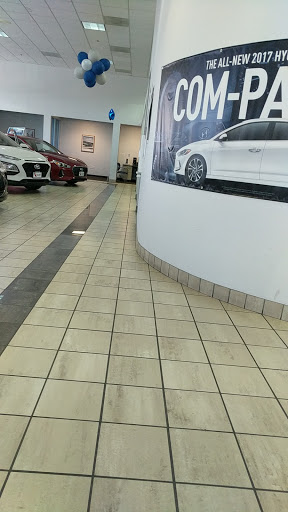 Car Dealer «Folsom Lake Hyundai», reviews and photos, 12530 Auto Mall Cir, Folsom, CA 95630, USA