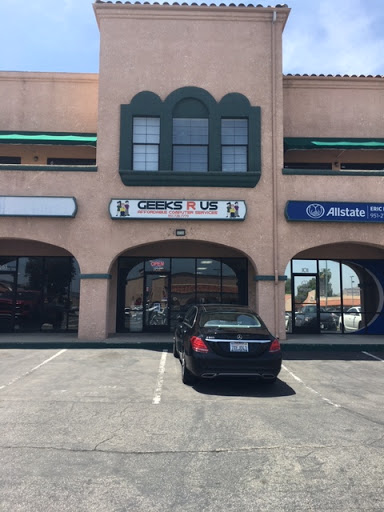 Computer Repair Service «Geeks R Us Affordable Computer Repair», reviews and photos, 1185 Magnolia Ave Suite E, Corona, CA 92879, USA