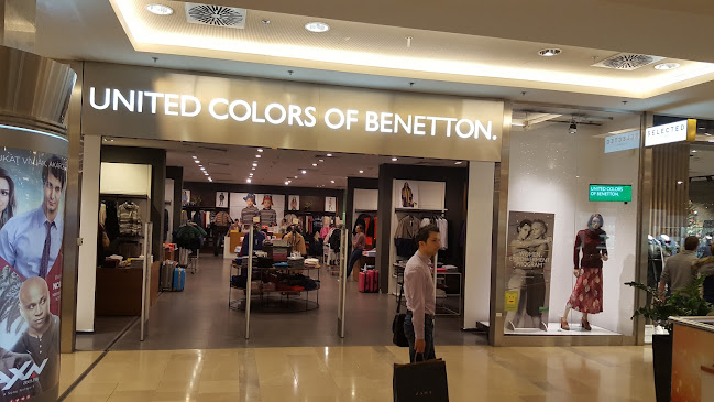 Hozzászólások és értékelések az United Colors of Benetton-ról