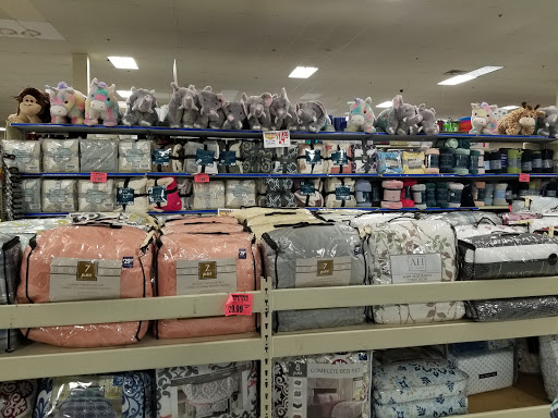 Discount Store «Roses», reviews and photos, 501 Adams Ave, Philadelphia, PA 19120, USA