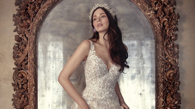 Reviews of Gillian Roberts Bridal | Designer Wedding Dresses & Bridal Gowns in London - Event Planner