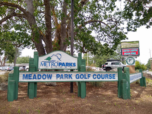 Golf Course «Meadow Park Golf Course», reviews and photos, 7108 Lakewood Dr W, Tacoma, WA 98467, USA