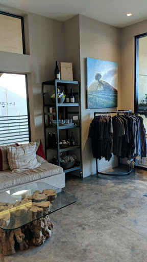 Wine Bar «La Crema Tasting Room», reviews and photos, 235 Healdsburg Ave, Healdsburg, CA 95448, USA