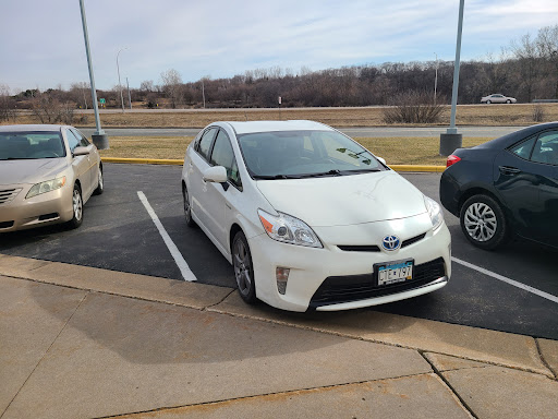 Toyota Dealer «Inver Grove Toyota», reviews and photos, 1037 MN-110, Inver Grove Heights, MN 55077, USA