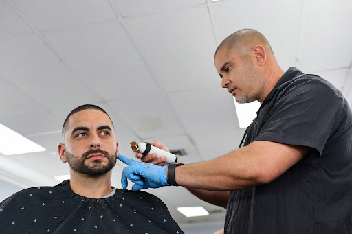 Barber Shop «High End Cuts Barbershop», reviews and photos, 8550 SW 8th St, Miami, FL 33144, USA