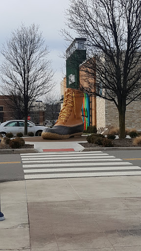 Clothing Store «L.L. Bean», reviews and photos, 4222 Easton Loop W, Columbus, OH 43219, USA
