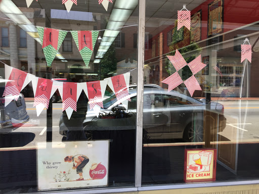 Gift Shop «Hurst Discount Drug And Soda Fountain», reviews and photos, 102 N 3rd St, Bardstown, KY 40004, USA