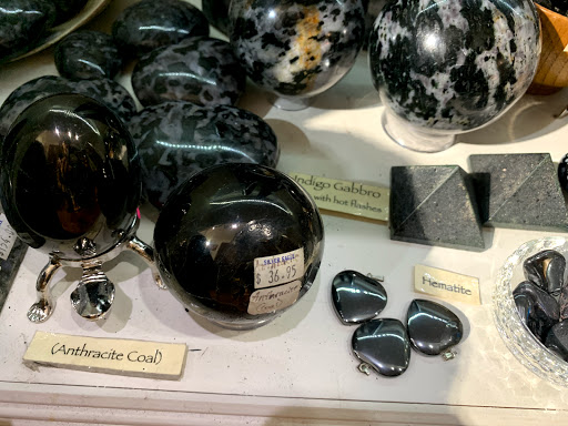 Jewelry Store «Silver Eagle Gallery», reviews and photos, 850 5th Ave S Suite B, Naples, FL 34102, USA