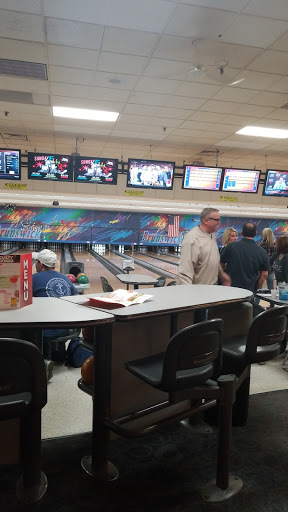 Bowling Alley «Brunswick Zone Woodridge», reviews and photos, 1555 75th St, Woodridge, IL 60517, USA