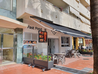 Restaurante Marroquí Fast food - Avenida Juan Carlos I, C. Parque Central, 13, 29680 Estepona, Málaga, Spain