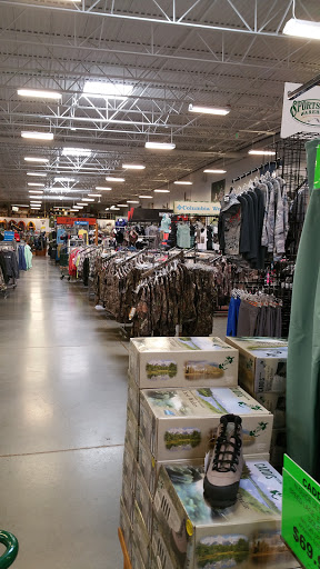 Sportsmans Warehouse image