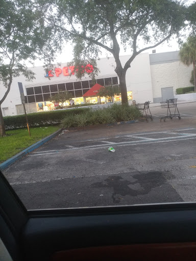 Pet Supply Store «Petco Animal Supplies», reviews and photos, 8111 W Broward Blvd, Plantation, FL 33324, USA