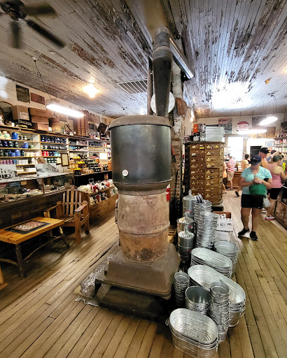 General Store «Original Mast General Store», reviews and photos, 3565 NC-194, Sugar Grove, NC 28679, USA