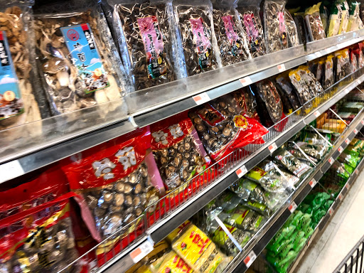 Asian Grocery Store «Viet Hoa Food Market», reviews and photos, 40 N Cleveland St, Memphis, TN 38104, USA